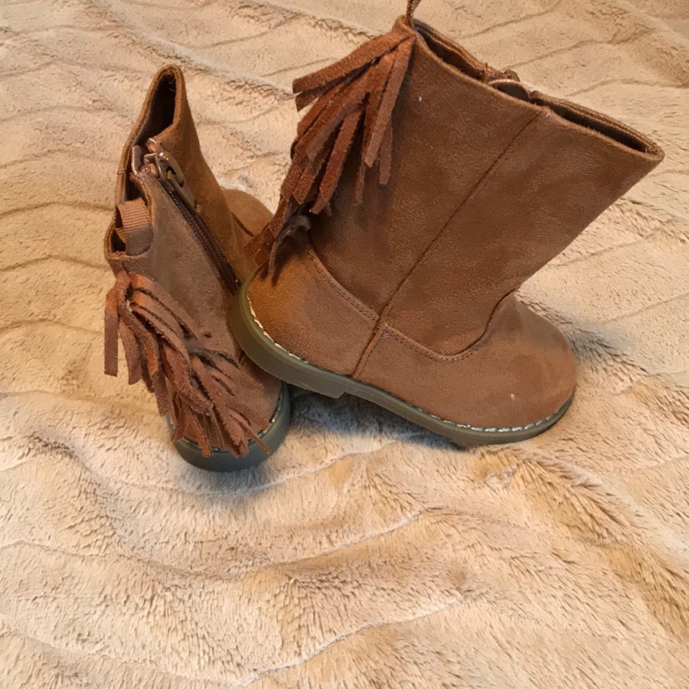 Fall boots - Picture 3 of 7